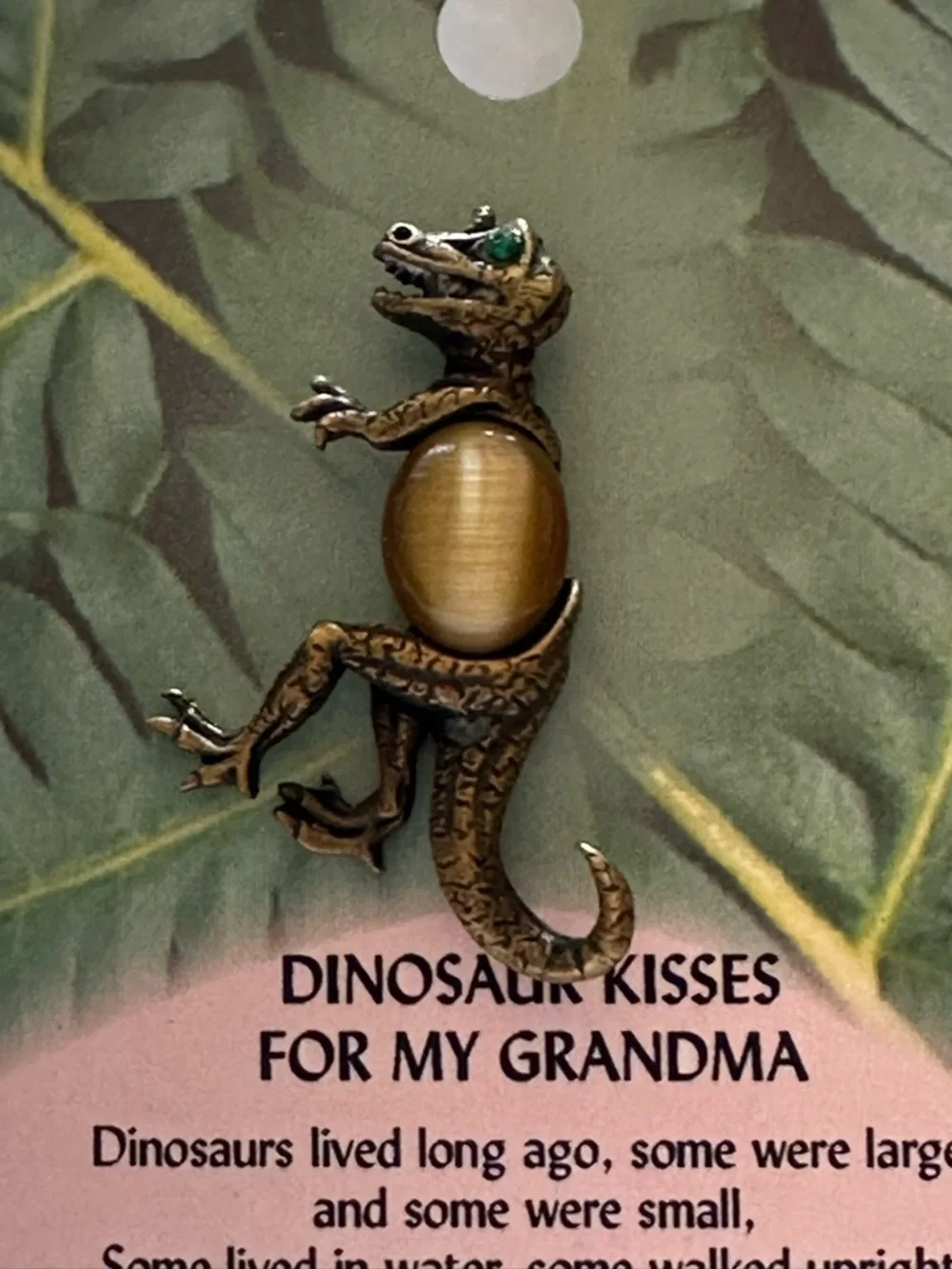 Dinosaur Kisses for My‎ Grandma Pin – Thoughtful Little Angels USA Cute Gift